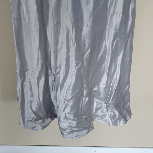 Silver Prom dress or bridesmaid - Picture 3 of 6